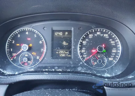 2014 Volkswagen Passat 1.8T Wolfsburg Edition z USA, uszkodzony, nr VIN 1VWAT7A38EC092779